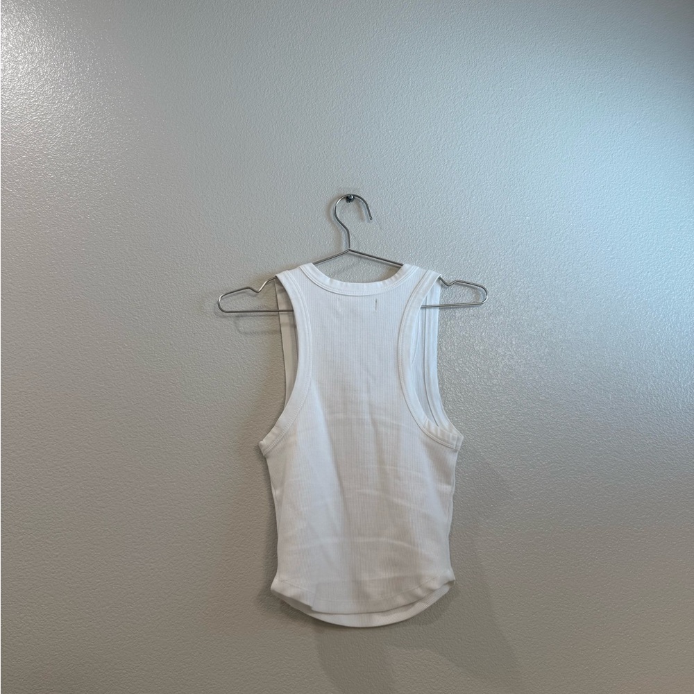 L*Space Classic White Ribbed Tank Top - Picture 4 of 4
